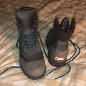 NWOT HUNTER BOOTS // men’s 10